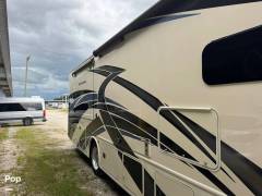 2022 Thor Motor Coach Hurricane 35M, $ 110,000