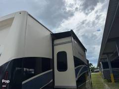 2022 Thor Motor Coach Hurricane 35M, $ 110,000