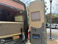 2014 Roadtrek Adventurous CS E-Trek, $ 86,000