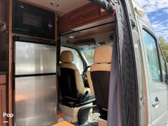 2014 Roadtrek Adventurous CS E-Trek, $ 86,000