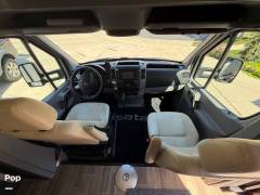 2018 Dynamax Isata 3 24FW, $ 76,800