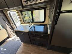 2018 Dynamax Isata 3 24FW, $ 76,800