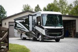 2023 Entegra Coach Vision XL 36C, $ 139,000