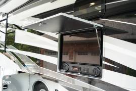 2023 Entegra Coach Vision XL 36C, $ 139,000