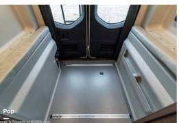 2022 Entegra Coach Launch 19Y, $ 110,700