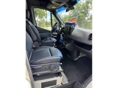 2022 Entegra Coach Launch 19Y, $ 110,700