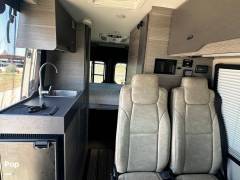 2022 Entegra Coach Launch 19Y, $ 110,700