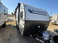 2023 Coachmen Clipper 15CBH, $ 16,000