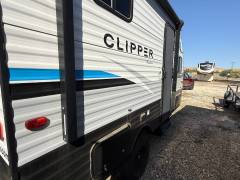 2023 Coachmen Clipper 15CBH, $ 16,000