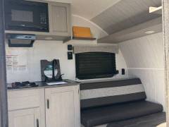 2023 Coachmen Clipper 15CBH, $ 16,000