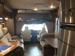 2017 Coachmen Leprechaun 311FS, $ 63,400