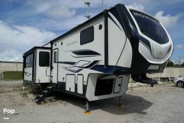 2023 Keystone Montana High Country 335BH, $ 66,700