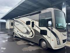 2018 Thor Motor Coach Windsport 35M, $ 62,000