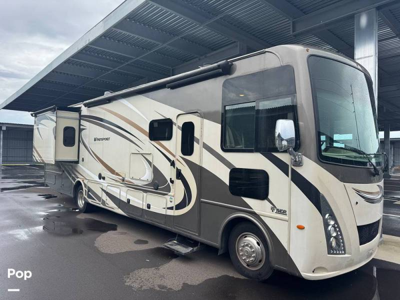 2018 Thor Motor Coach Windsport 35M, $ 62,000