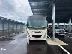 2018 Thor Motor Coach Windsport 35M, $ 62,000