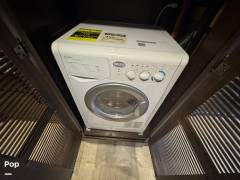 2018 Thor Motor Coach Windsport 35M, $ 62,000