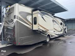 2018 Thor Motor Coach Windsport 35M, $ 62,000