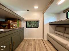 2024 Heartland Eddie Bauer 34BHS, $ 35,000