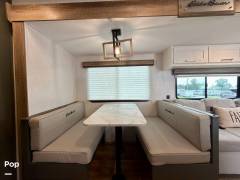 2024 Heartland Eddie Bauer 34BHS, $ 35,000