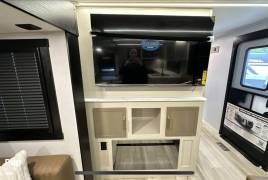 2025 Forest River Heritage Glen Hyper-Lyte 27RKHL, $ 36,500