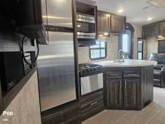 2019 Highland Ridge Mesa Ridge 2710RL, $ 16,900
