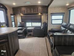 2019 Highland Ridge Mesa Ridge 2710RL, $ 16,900