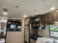 2019 Highland Ridge Mesa Ridge 2710RL, $ 16,900