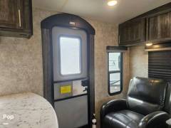 2019 Highland Ridge Mesa Ridge 2710RL, $ 16,900