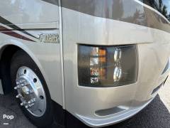 2017 Thor Motor Coach Outlaw 37BG, $ 79,900