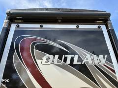 2017 Thor Motor Coach Outlaw 37BG, $ 79,900