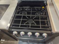 2022 Rockwood Signature 8291RK, $ 39,900