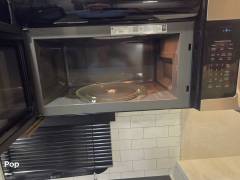 2022 Rockwood Signature 8291RK, $ 39,900