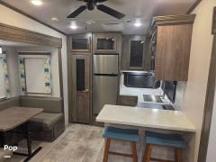 2022 Rockwood Signature 8291RK, $ 39,900