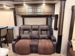 2018 Keystone Montana 3811MS, $ 41,000