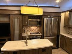 2018 Keystone Montana 3811MS, $ 41,000