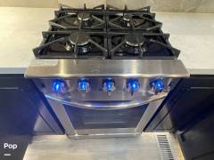 2021 CrossRoads Redwood 4001LK, $ 87,800