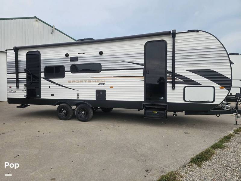 2025 KZ Sportsmen 251RSSE, $ 23,900