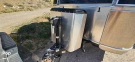 2022 Airstream Flying Cloud 25RB, $ 74,000