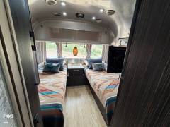 2016 Airstream International 30 Signature, $ 66,880