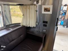 2016 Airstream International 30 Signature, $ 66,880