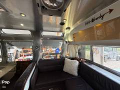 2016 Airstream International 30 Signature, $ 66,880