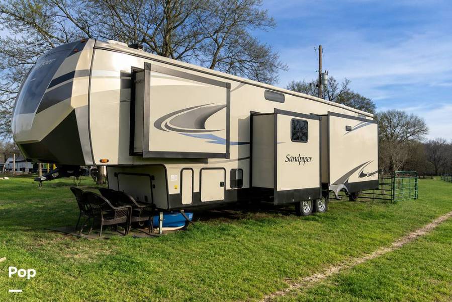 2021 Forest River Sandpiper 3660MB, $ 38,900