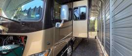 2011 Tiffin Phaeton 40QBH, $ 119,999