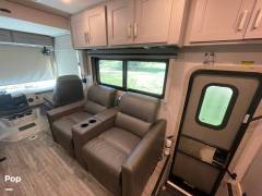 2023 Thor Motor Coach Miramar 34.6, $ 156,000