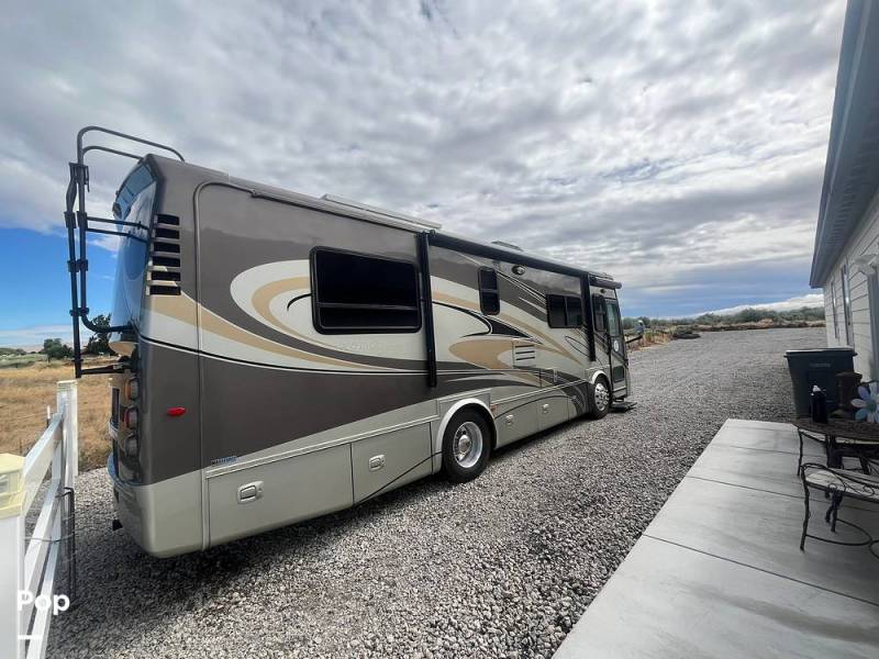 2011 Tiffin Allegro Breeze 28BR, $ 71,700
