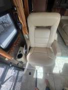2011 Tiffin Allegro Breeze 28BR, $ 71,700
