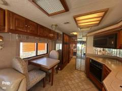 1999 Holiday Rambler Navigator 40WDS, $ 29,950