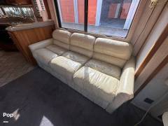 1999 Holiday Rambler Navigator 40WDS, $ 29,950