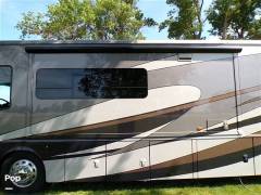 2016 Winnebago Journey 42E, $ 185,000