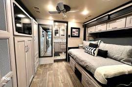 2023 Thor Motor Coach Tuscany 45BX, $ 389,000